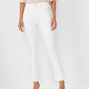 NWT Ann Taylor Boot cup Sculpting Pocket High Rise Crop Jeans 12 Petite